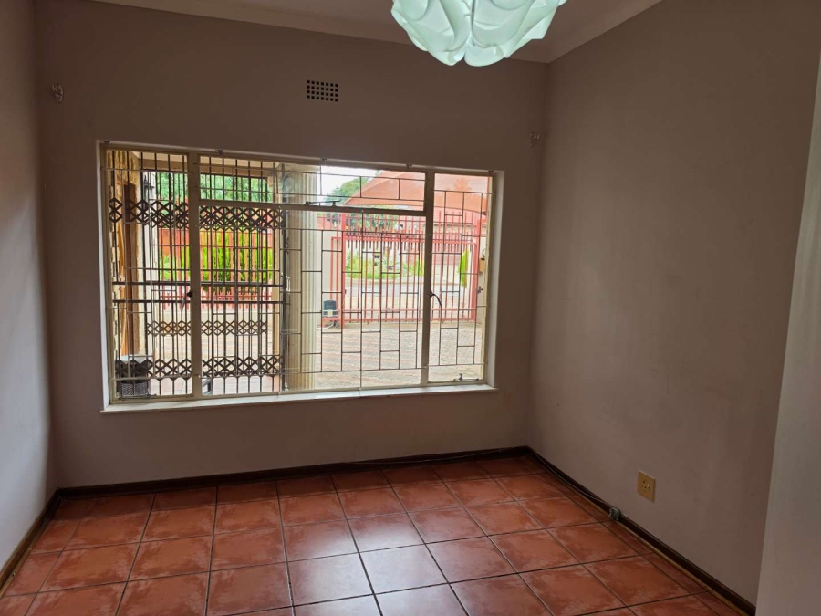 3 Bedroom Property for Sale in Rhodesdene Northern Cape